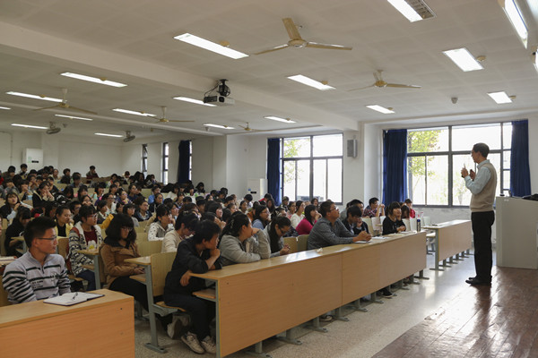 【3044永利集团官网新生导航系列讲座】Learn to learn--3044永利集团官网院长与14级学生亲密接触